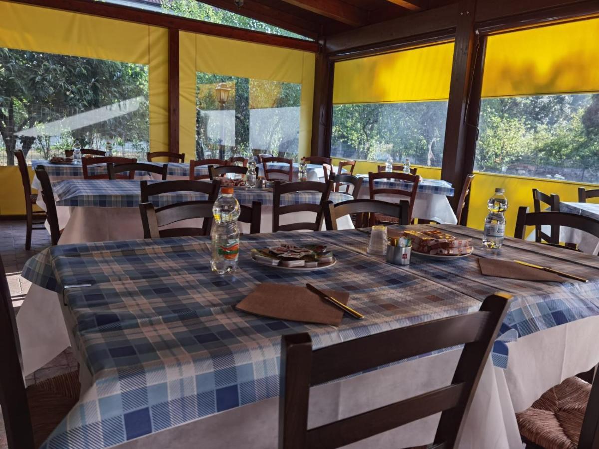 Hotel Edelweiss Laino Borgo Bagian luar foto