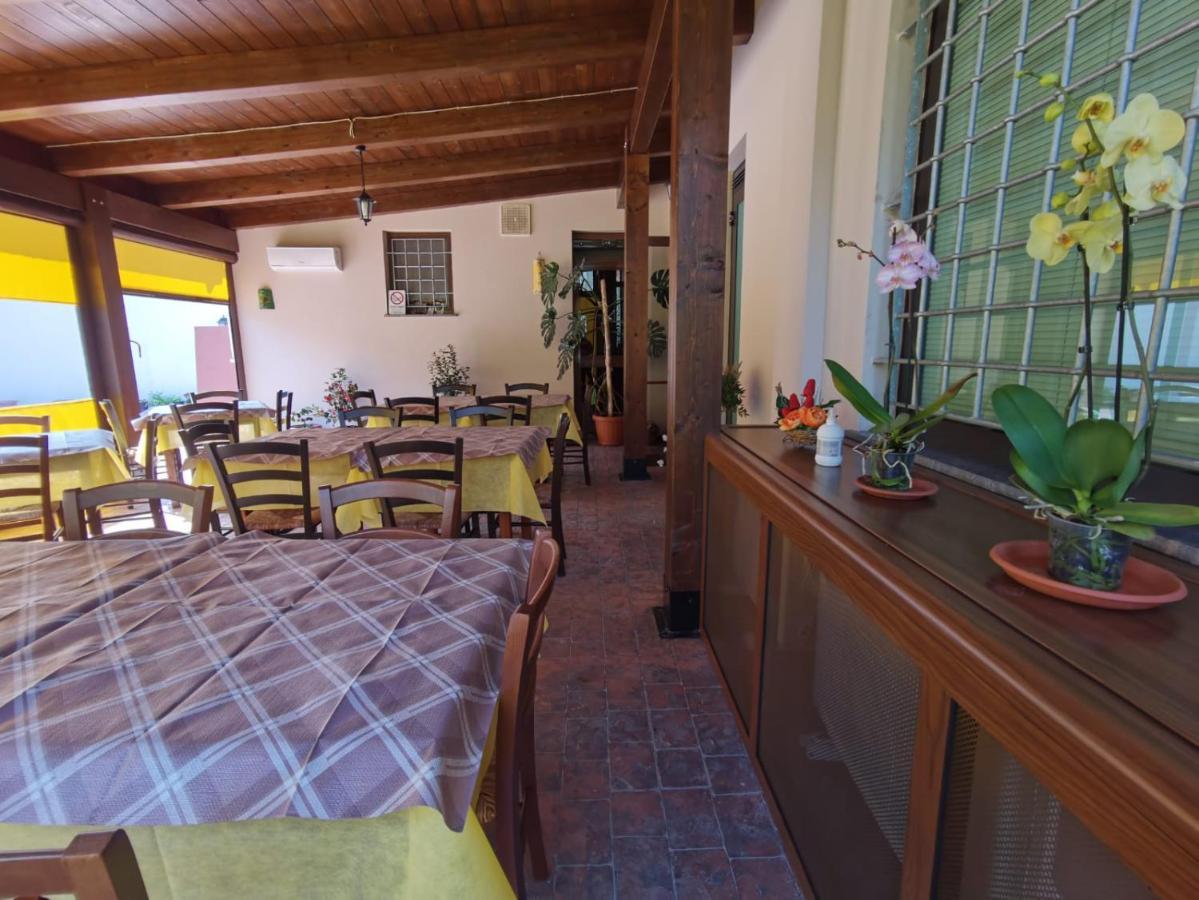 Hotel Edelweiss Laino Borgo Bagian luar foto