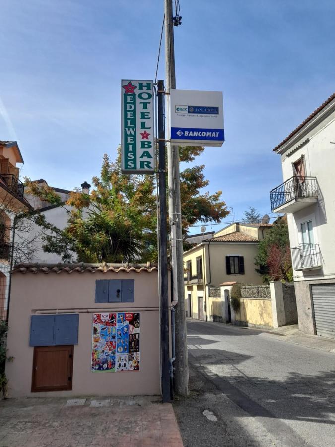 Hotel Edelweiss Laino Borgo Bagian luar foto