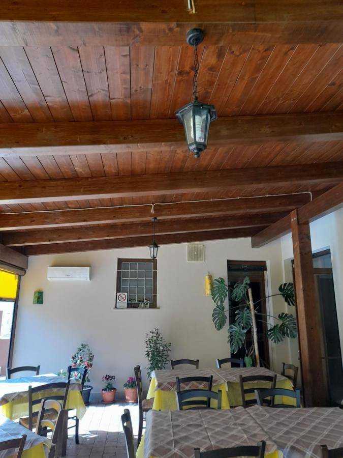 Hotel Edelweiss Laino Borgo Bagian luar foto